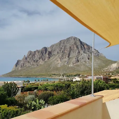 Tico Villa *