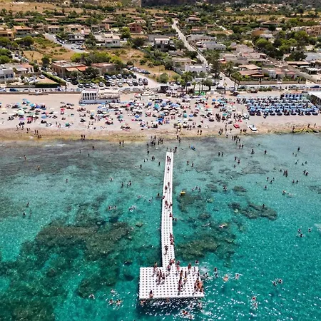 Tico * كوستوناتشي